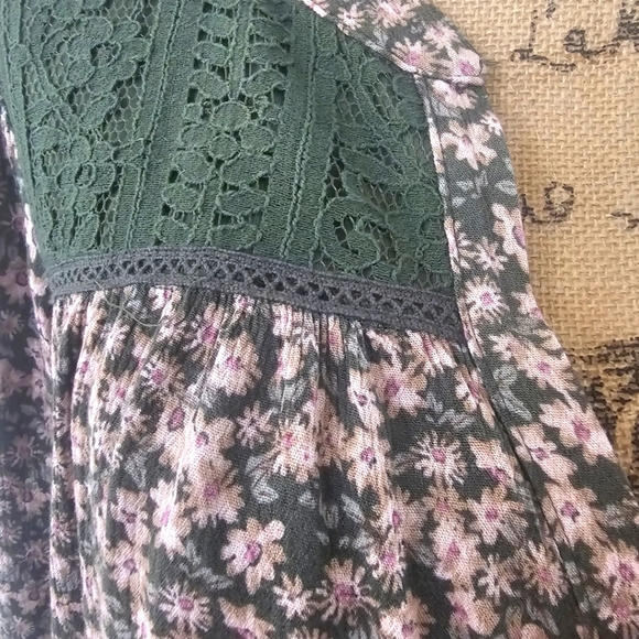 Mason & Belle blouse - Picture 4 of 6